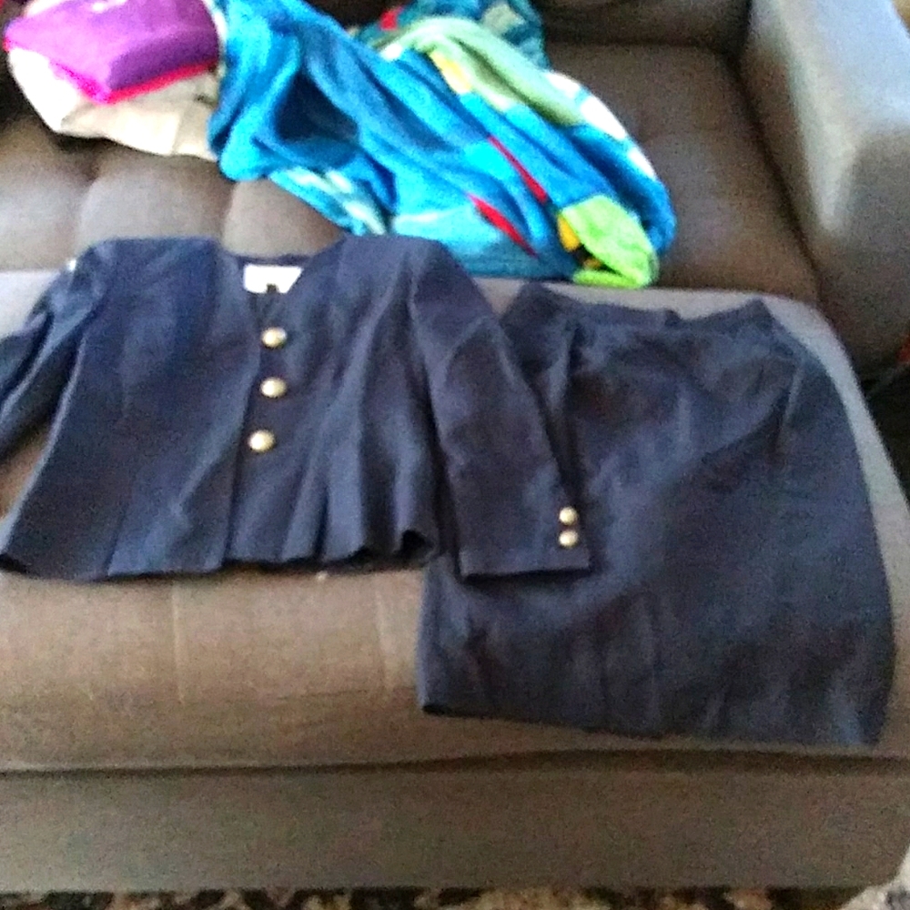 Suit